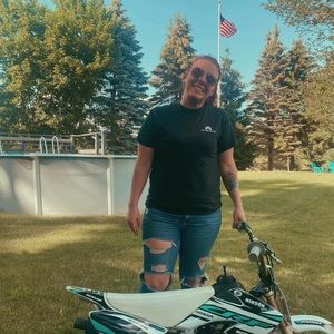 Meet your Posher, Janelle